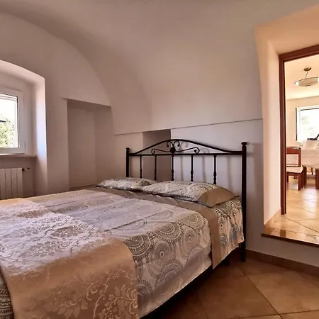 Dimora Dell'ulivo * פולינאנו א מארה